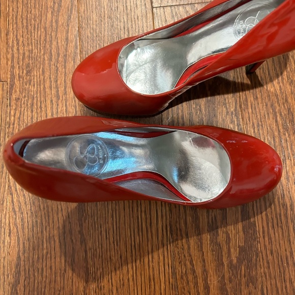 Jessica Simpson red heels! - Picture 3 of 3